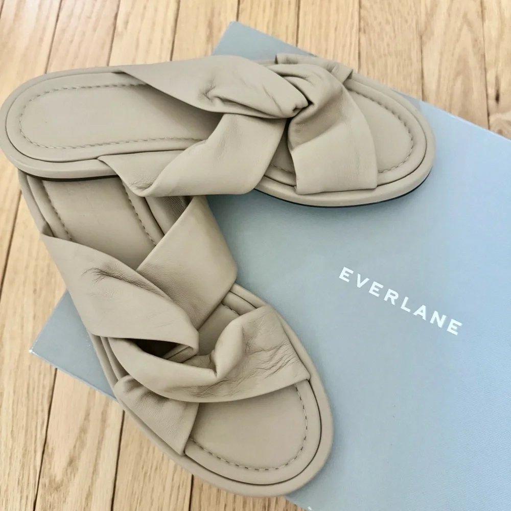 New Everlane The Day Twist Sandal